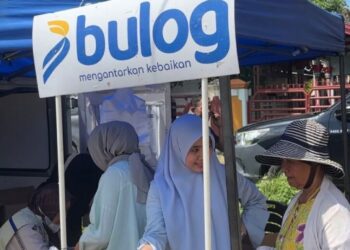 Hadir di Ulak Karang, Pasar Murah Ringankan Beban Perekonomian Warga Padang
