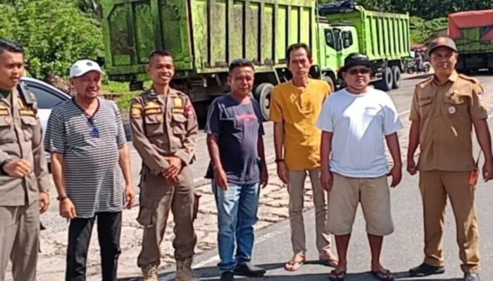 Satpol PP Padang Sosialisasi tentang PKJR kepada Pemandu Jalan Wisata