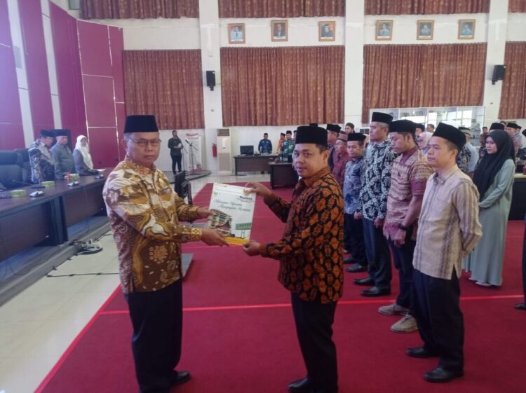 Pengukuhan UPZ masjid se-Kota Padang, di Gedung Bagindo Aziz Chan, Kantor Balai Kota Aie Pacah, Kamis (9/10). IST