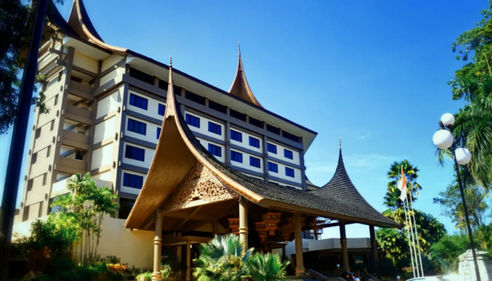 Hotel Bumiminang, Mambangkik Batang Tarandam