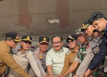 Ir. M. Shadiq Pasadigoe Apresiasi Pengukuhan 288 Satkamling Digital di Tanah Datar