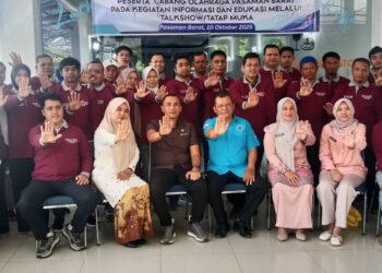 Kaban Kesbangpol Pasbar jadi Pemateri pada Talk Show Pencegahan Narkoba bagi Pelaku Olahraga