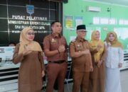 Bupati Yulianto Apresiasi Pelayanan Disdukcapil Pasbar