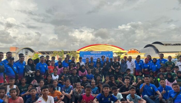 Ratusan Atlet Muda Adu Cepat di Running Festival UNP