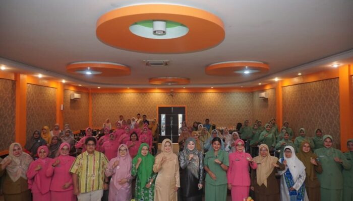 Lisda Hendrajoni Ajak Perempuan Pesisir Selatan Lakukan Pemeriksaan HPV DNA untuk Cegah Kanker Serviks