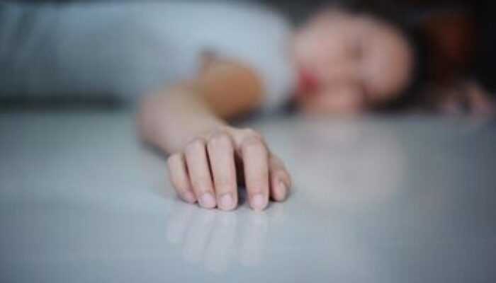 Tragis, Ibu Empat Anak di Pessel Nekat Minum Racun Diduga karena Terlilit Utang