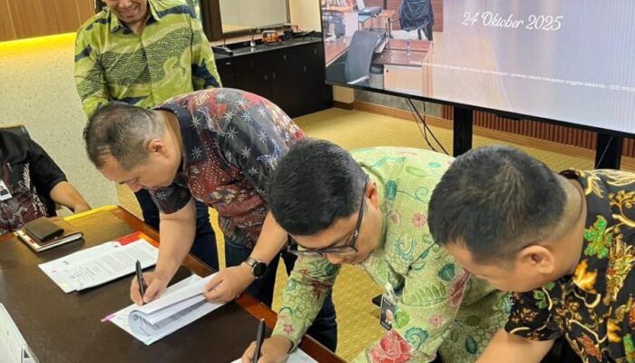 Perkuat Mitigasi Risiko, Jamkrida Sumbar Kerja Sama dengan Penjaminan Ulang Indonesia