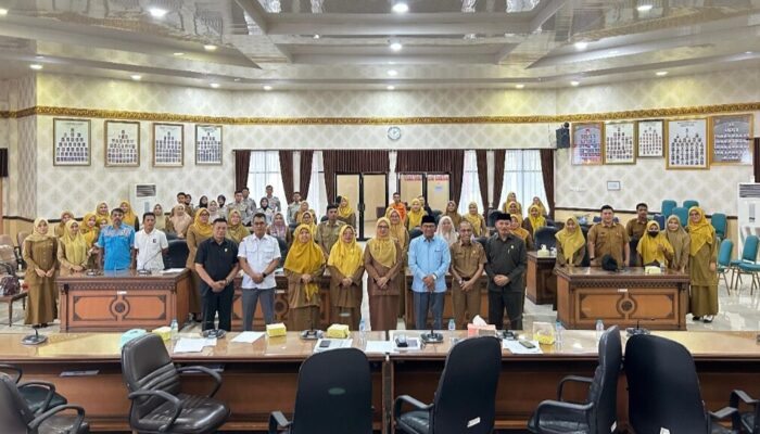 Komisi I DPRD Agam Tampung Aspirasi Honorer Non-Database