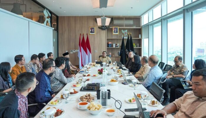 Restoran Sederhana “Merantaukan” Nasi Padang
