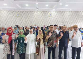 Warga Bukittinggi Didorong Olah Sampah Mandiri