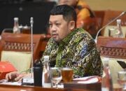 DPR Desak OJK Hapus Aturan Penagihan Utang Gunakan Debt Collector