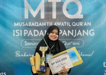 Mahasiswi UM Sumatera Barat Juara 1 Lomba Pidato MTQ Mahasiswa se-Sumbar