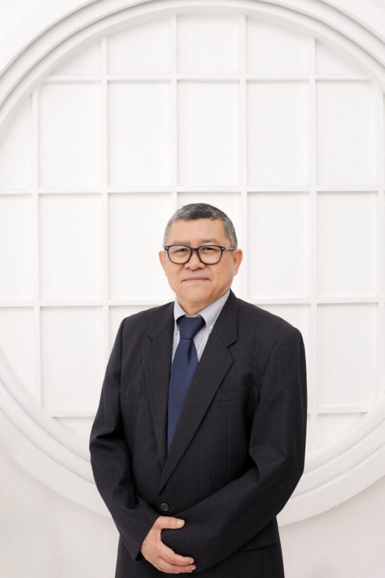 Prof. Elfindri (Ekonom Unand)