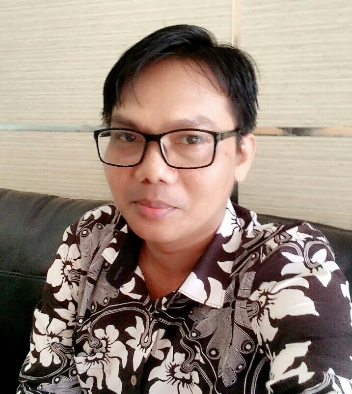 Analis Senior Indonesia Strategic and Economics Action Institution