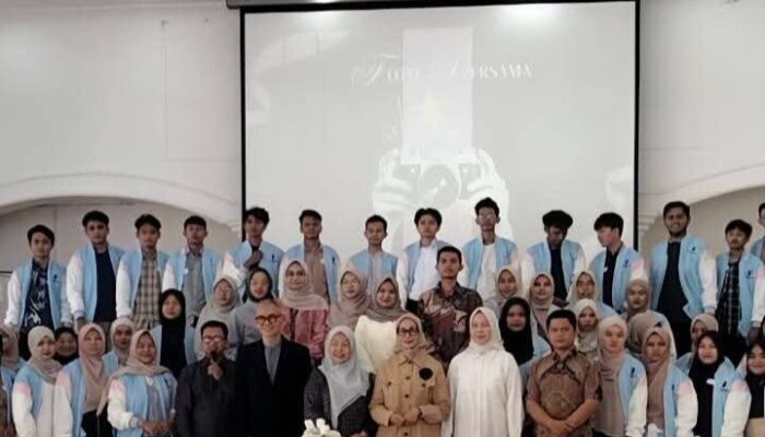 Pemko Padang Beri Dukungan Nyata Generasi Muda Melalui M Scholarship