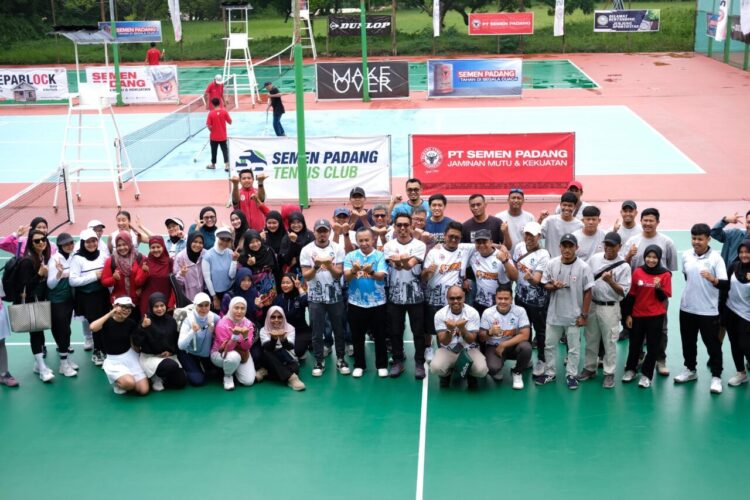 PT Semen Padang melalui Semen Padang Tennis Club kembali menghadirkan Fun Tennis sebagai bagian dari rangkaian Semen Padang Tennis Series 2025. IST