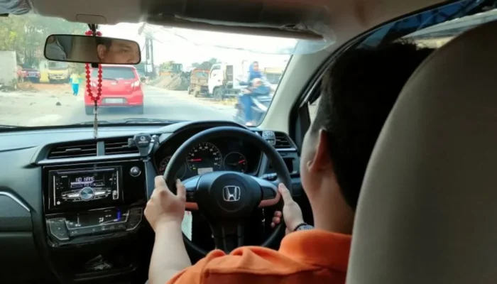 Cara Efektif Hemat BBM Mobil di tengah Stok yang Menipis