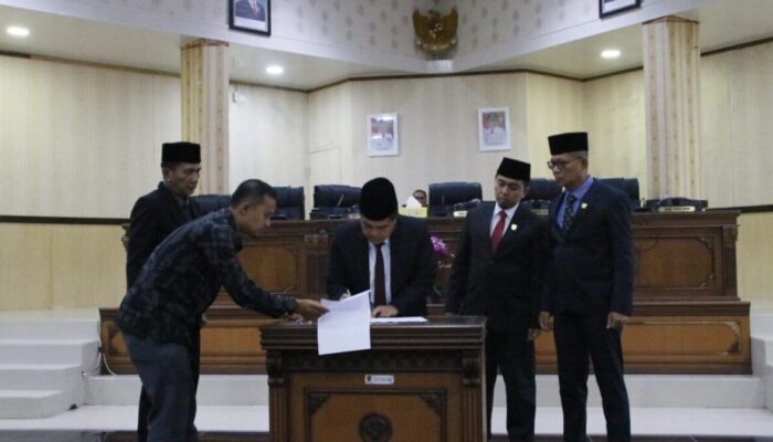 Tok! APBD Agam 2026 Disahkan Rp1,35 Triliun, Defisit Rp47 Miliar