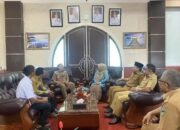 Bupati Hendrajoni Terima Tim Visitasi Komisi Informasi Sumbar, Tiga Badan Publik Pessel Masuk Nominasi Anugerah KIP 2025