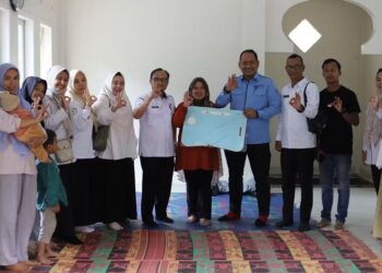 Tingkatkan Pelayanan, Fasilitas Posyandu di Silaing Bawah Dibantu