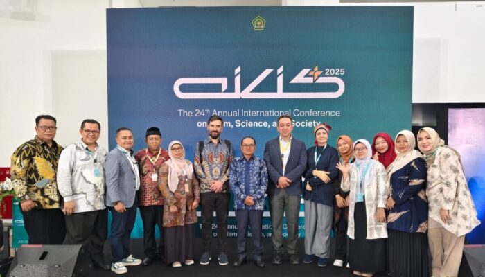 Rektor UIN Bukittinggi Bahas Ekosistem Perdamaian Global di AICIS+ 2025
