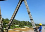 Mulai Bergetar dan Membahayakan, Jembatan Batanghari Sungai Langkok Diperbaiki