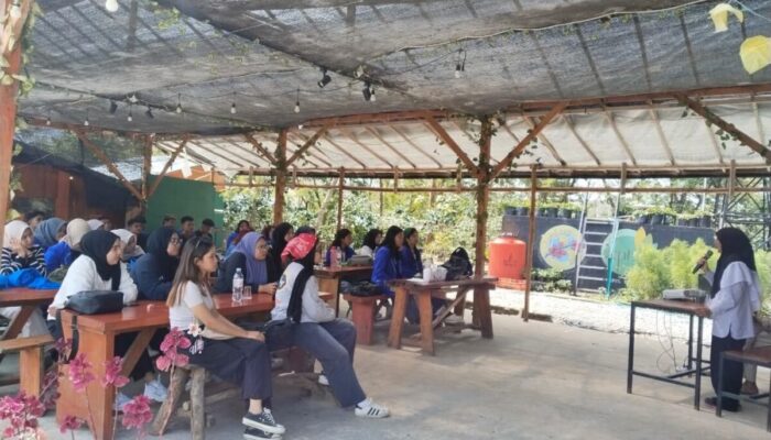 Tumbuhkan Jiwa Wirausaha Mahasiswa, Prodi Kewirausahaan ISI Padang Panjang Studi Lapangan ke Solok Radjo