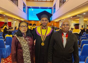 Rela Tempuh Ribuan Kilometer, Orangtua dari Papua Hadiri Wisuda 768 Lulusan Universitas Bung Hatta