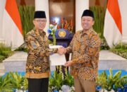 ATR/BPN Serahkan Sertifikat Hak Pakai pada Menteri Luar Negeri