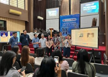 Sekolah Kristen Kalam Kudus Padang Gandeng BCA Luncurkan Kartu Multi Fungsi untuk Siswa