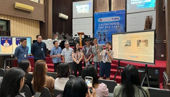 Sekolah Kristen Kalam Kudus Padang Gandeng BCA Luncurkan Kartu Multi Fungsi untuk Siswa