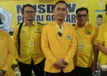 Haru, Sambil Menangis Dirwansyah Ucapkan Terima Kasih Usai Terpilih Kembali Jadi Ketua DPD Golkar Pasbar