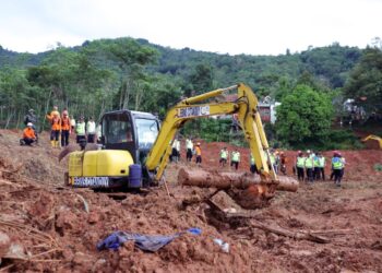 Longsor Cilacap: Opsar Hari Ketiga Temukan Delapan Jenazah