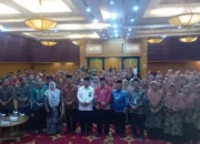 Perdana, Kakanwil Kemenag Sumbar Mustafa Hadiri Acara MAN 1 Padang