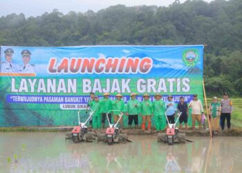 Pemkab Pasaman Luncurkan Layanan Bajak Gratis, Petani Kini Lebih Terbantu