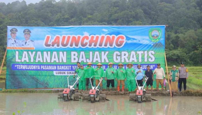 Pemkab Pasaman Luncurkan Layanan Bajak Gratis, Petani Kini Lebih Terbantu