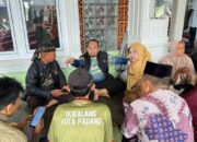 Ketua DPRD Padang Terjang Banjir Temui Masyarakat