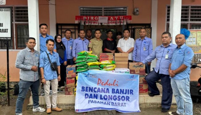 Bank Nagari Cabang Simpang Empat Salurkan Bantuan untuk Korban Banjir dan Longsor di Pasaman Barat