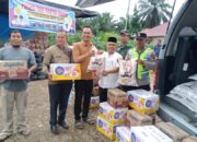 Tembus Genangan Air, Ketua DPRD Pasbar Dirwansyah Salurkan Bantuan untuk Korban Banjir di Sikabau, Koto Balingka