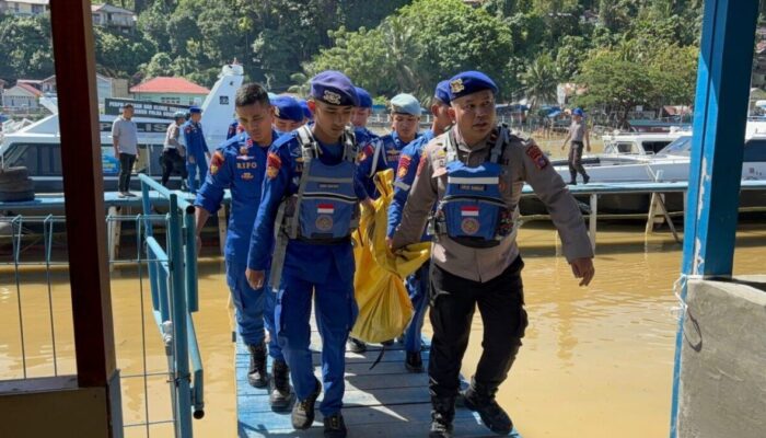 Mayat Diduga Korban Bencana Ditemukan di Perairan Pulau Anak Air, Tim Polairud Lakukan Evakuasi Cepat