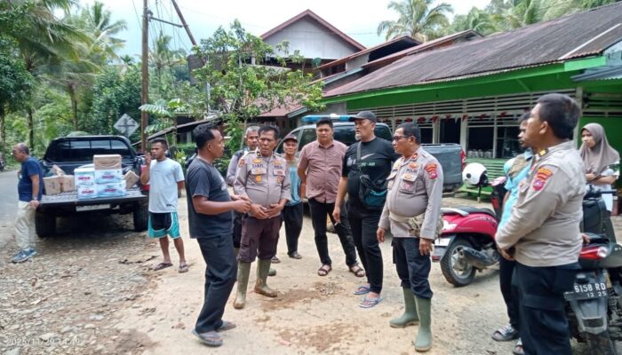 Tanah Bukit Amblas 2 Meter, Wabup Pasbar Lakukan Pendekatan Humanis Warga Pasanggiang agar Segera Mengungsi