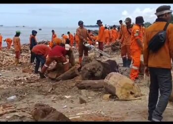 DLH Padang Siapkan Penanganan 3.327 Ton Sampah Usai Bencana Banjir