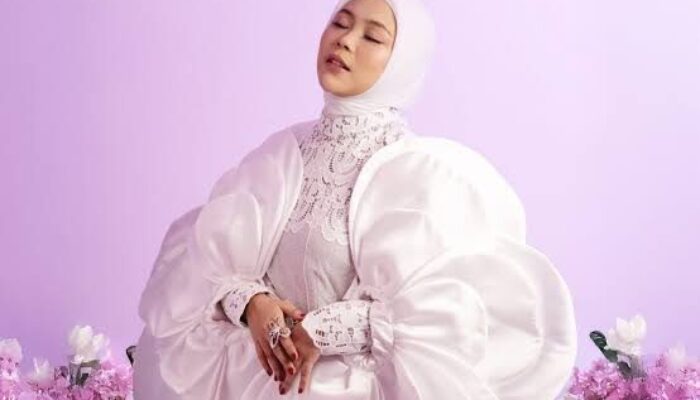 Ketika Rindu Hanya Bisa Disampaikan Melalui Lagu, Selfi Yamma Rilis “Pelukan Nyata”