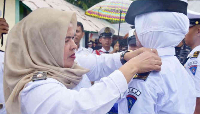 Pelantikan Taruna SMK N 3 Pariaman Tekankan Pembentukan Karakter dan Disiplin Maritim
