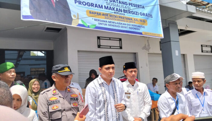 Ade Rezki Pratama Sosialisasikan Program MBG di Tanjung Raya