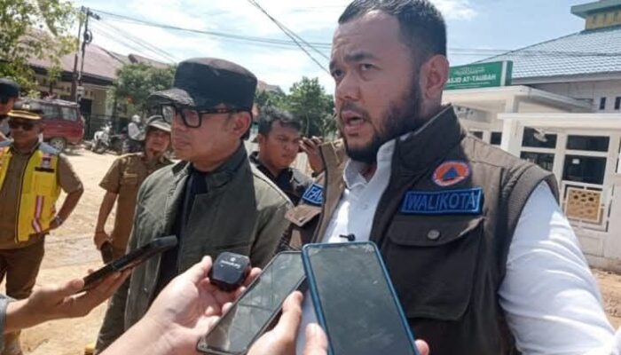 Wako Padang Sebut Hunian Sementara Siap, Pendataan Rumah Rusak Jadi Prioritas