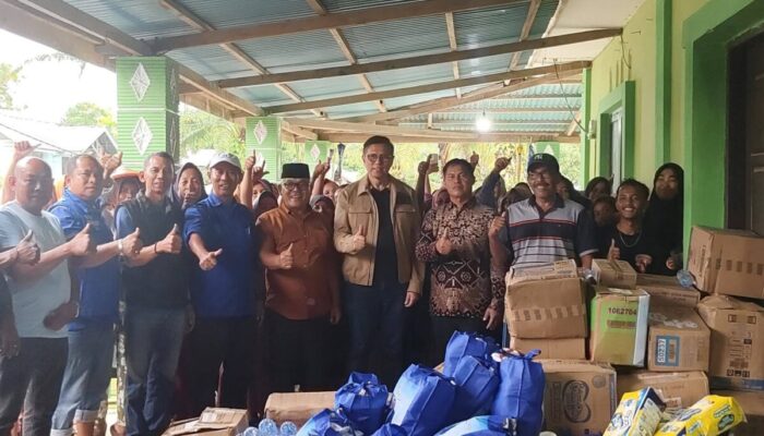 Bupati Yulianto dan Anggota DPR RI Mulyadi Salurkan Bantuan bagi Warga Pasanggiang Talu dan Kampung Nelayan Sasak