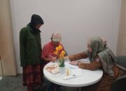 Korban Banjir di Padang Terima Dana Tunggu Hunian