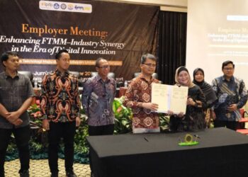 Telkom Gandeng UNAIR Perkuat Pengembangan AI Center of Excellence