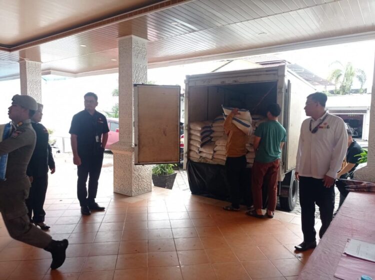 Bantuan yang datang ke Posko Utama Tanggap Darurat. IST